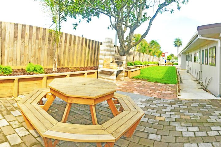 Property Grounds 23 of 31