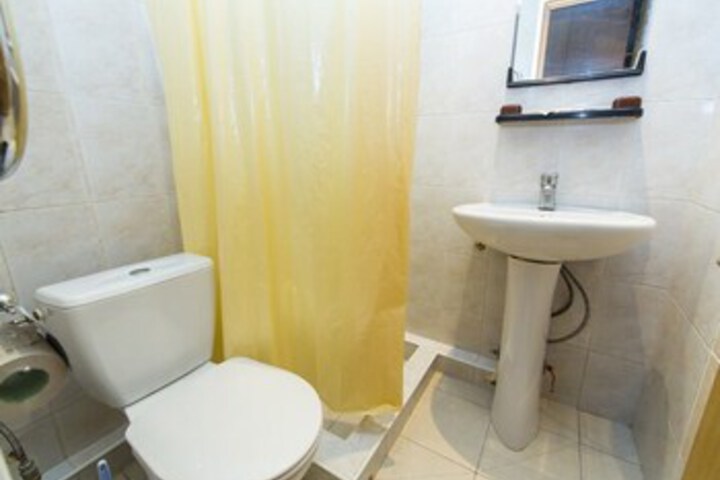 Room 5 of 35