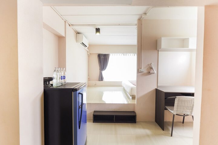 Room 10 of 40
