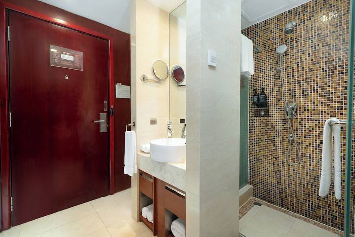 Room 20 of 56