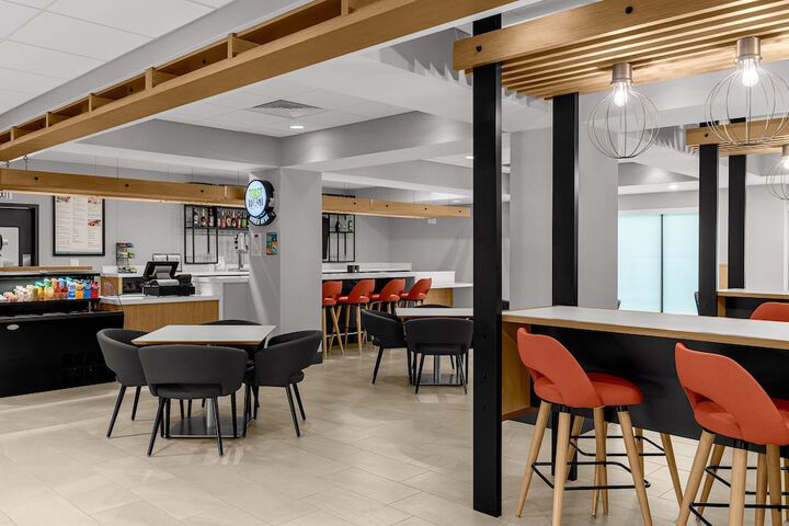 Breakfast area