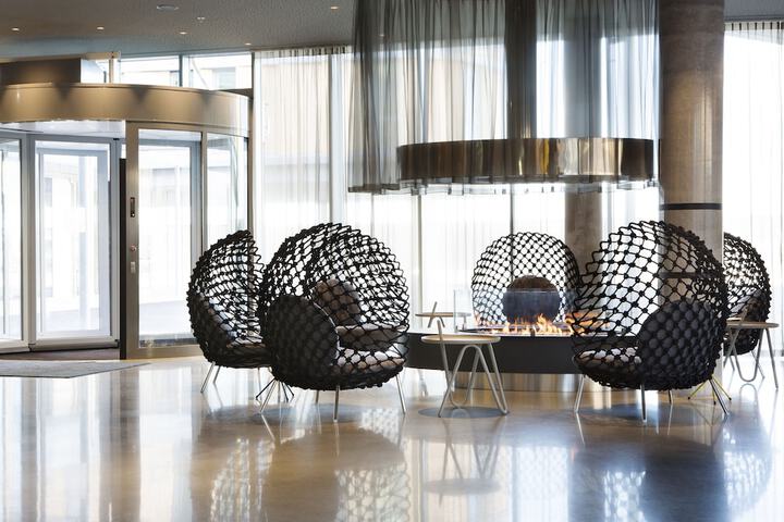 Guest Lobby