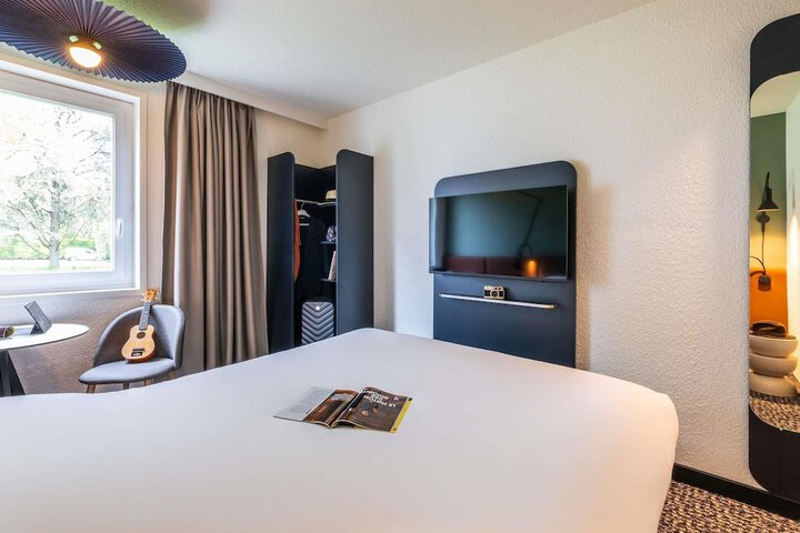 Room 20 of 44
