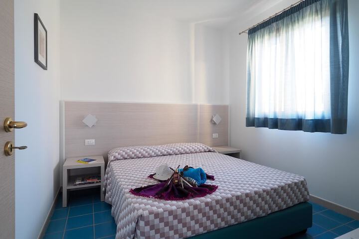 Room 5 of 24
