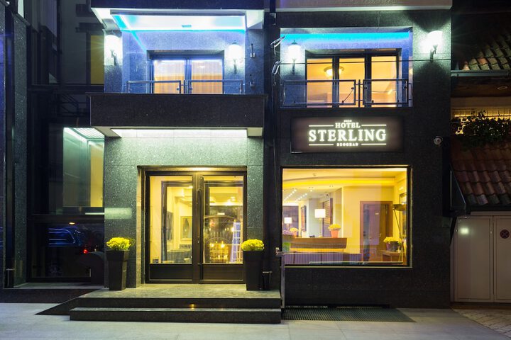 Hotel 62 of 63