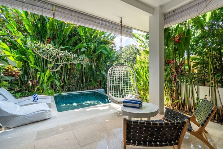 Pool 18 of 29