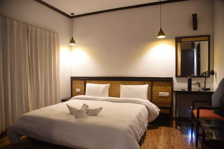 Room 3 of 21