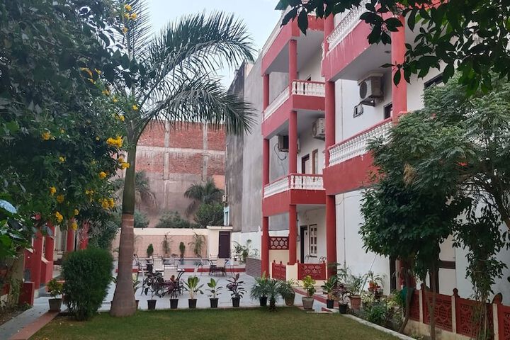 Hotel Exterior