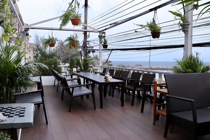 Dining Photos