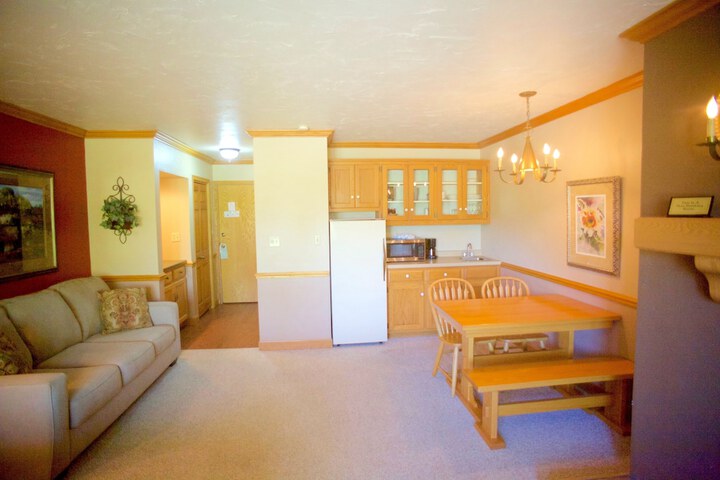 Room 25 of 60