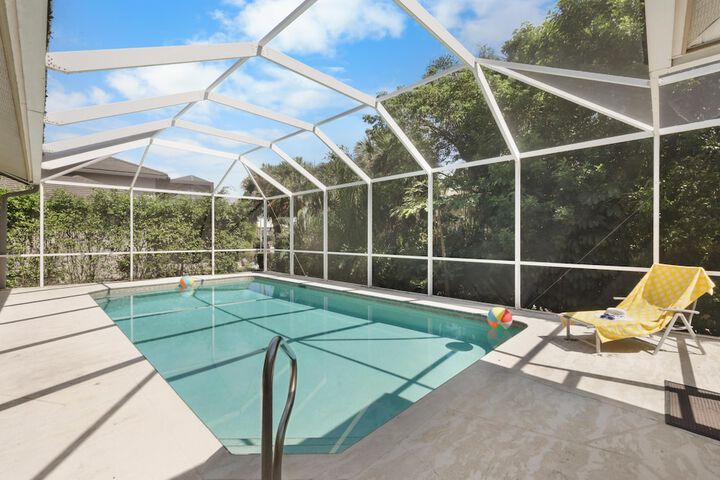 Pool 34 of 85