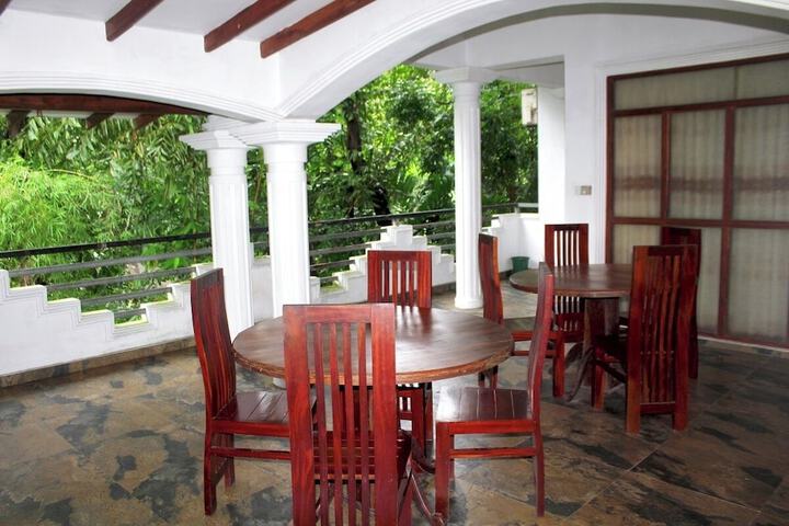 Terrace/Patio 4 of 7