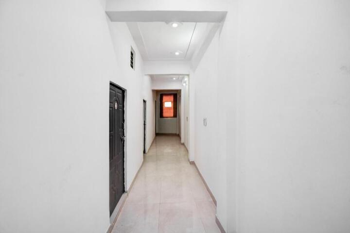 SPOT ON Hotel hansraj
