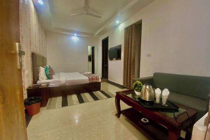 Room 19 of 31