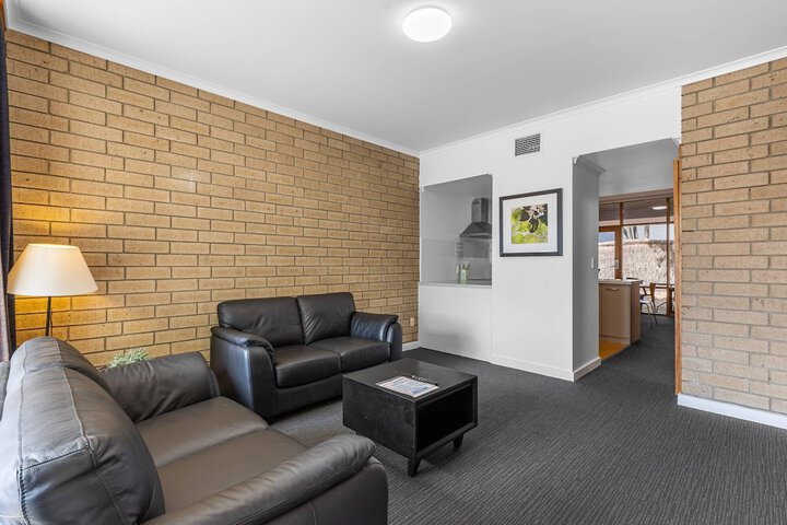 Room 36 of 64