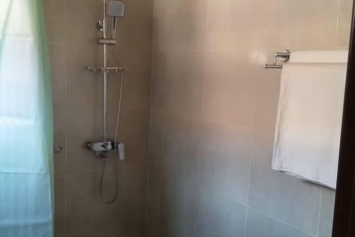 Room 8 of 15