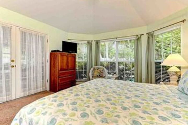 Room 4 of 49