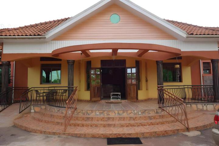 Impala Suites Hotel