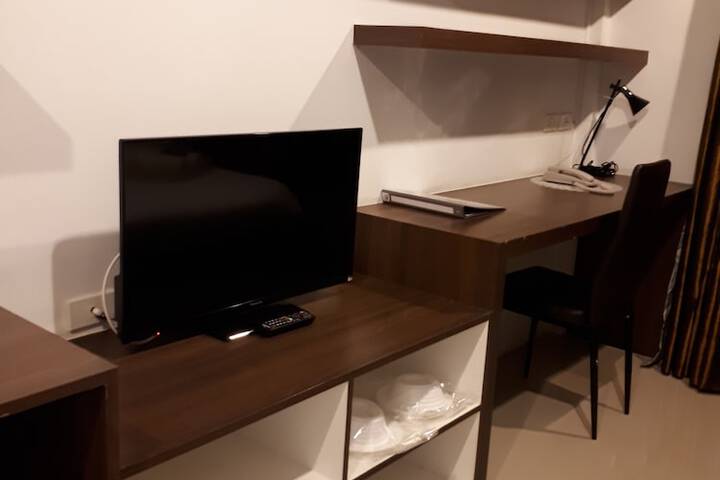 Room 14 of 39