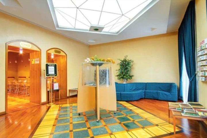 Guest Lobby