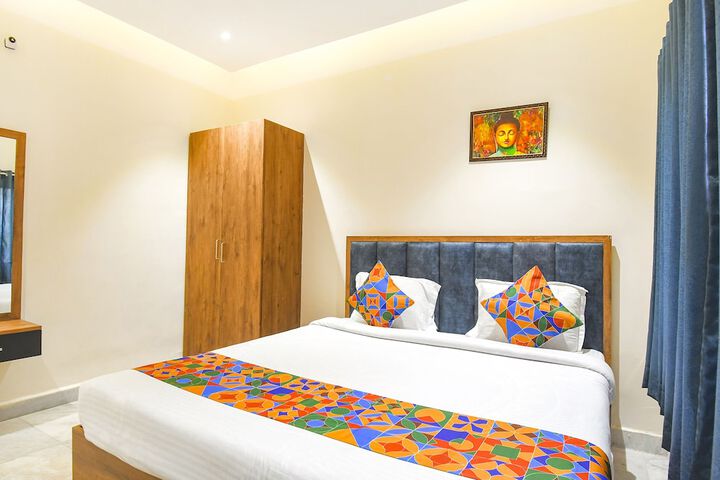 Room 21 of 35