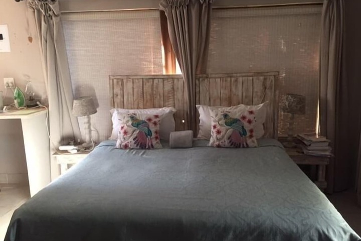 Room 15 of 28