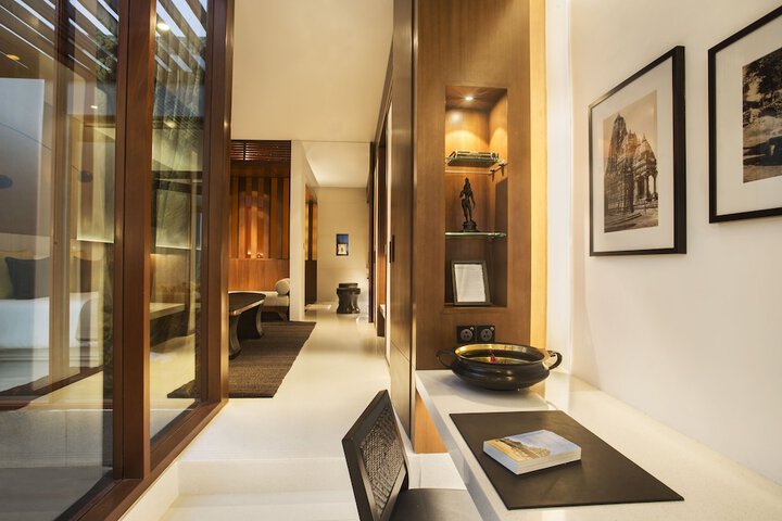 Room 13 of 39