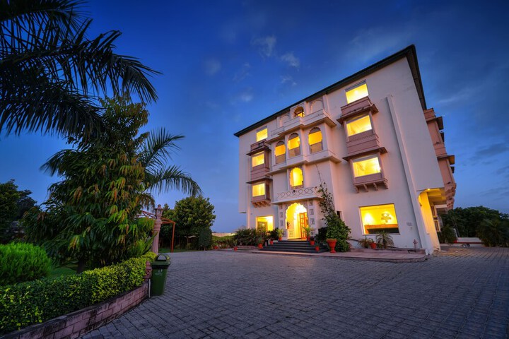 Hotel 79 of 88
