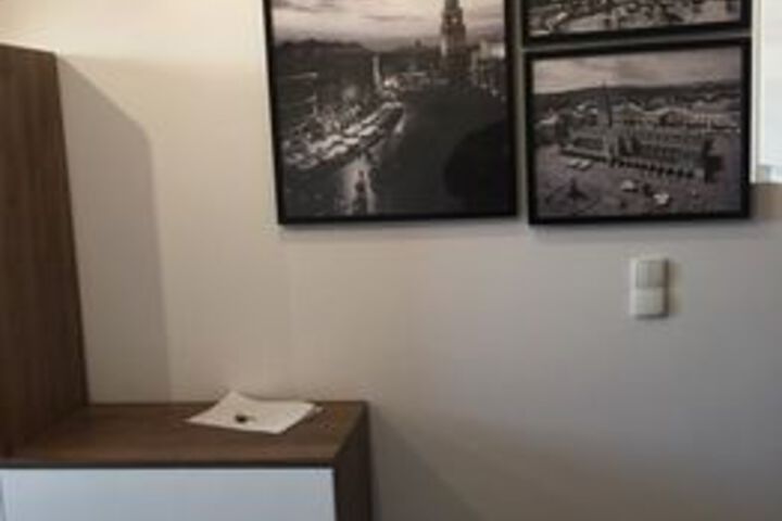 Room 12 of 29