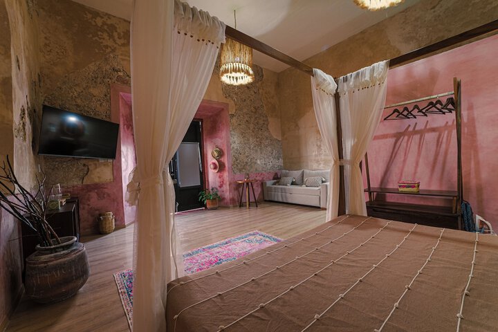Room 41 of 70