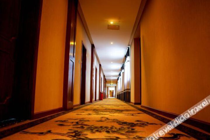 Hotel Interior 11 of 31
