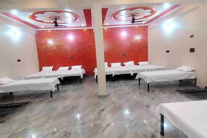 Mahakumbh Paryatan - Luxury Stay