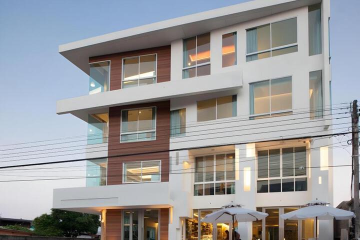 O-Bay Design Hotel Prachuap