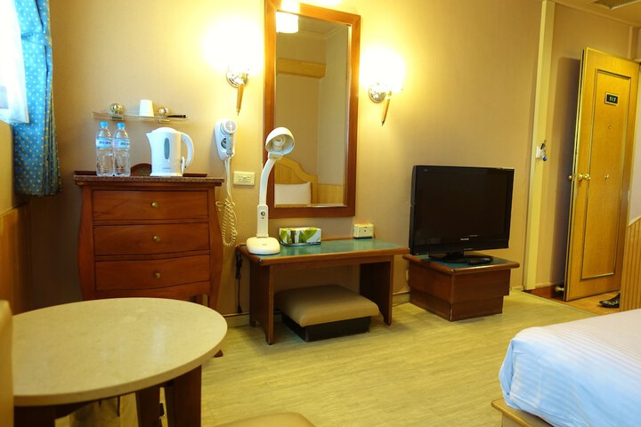 Room 29 of 41