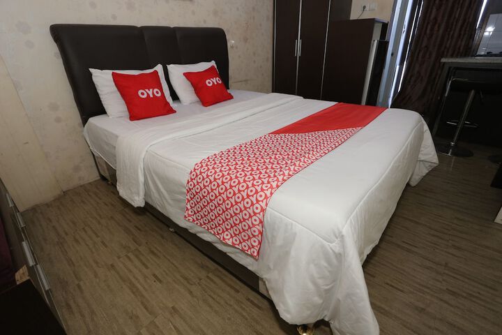 Room 5 of 10