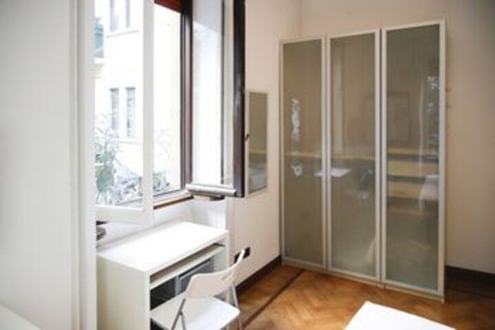 Room 14 of 36