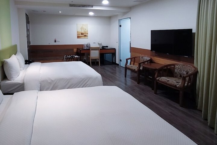 Room 14 of 68
