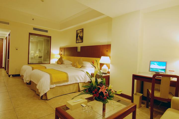 Room 22 of 45