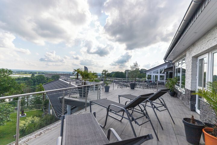 Terrace/Patio 60 of 67