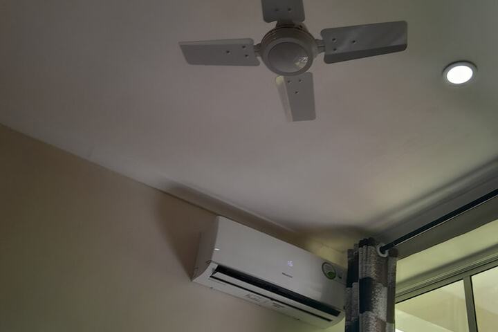Room 44 of 65