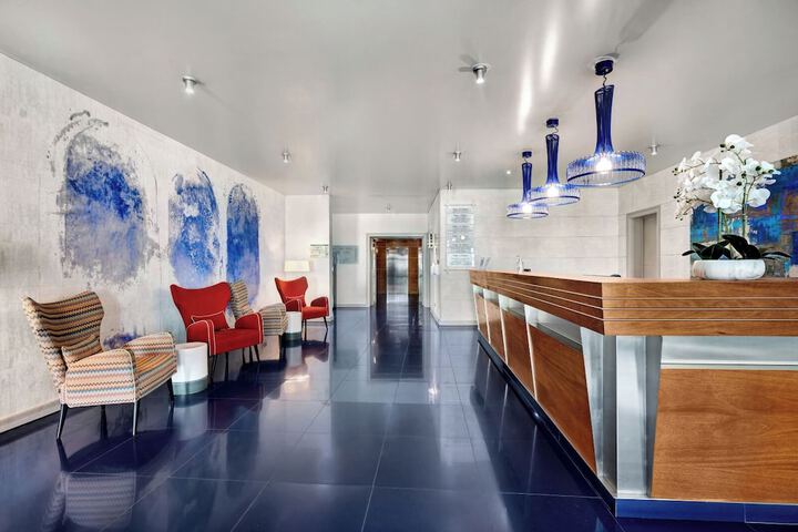 Guest Lobby