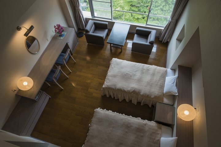 Room 30 of 61