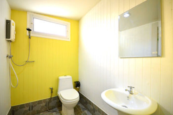 Room 16 of 59