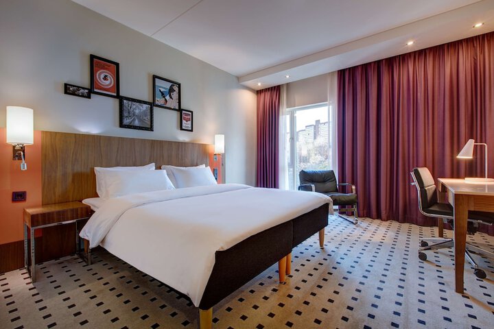 Room 12 of 61