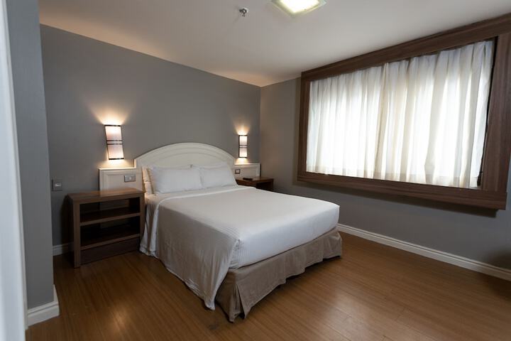 Room 18 of 92