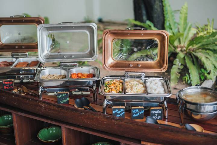 Dining 116 of 144