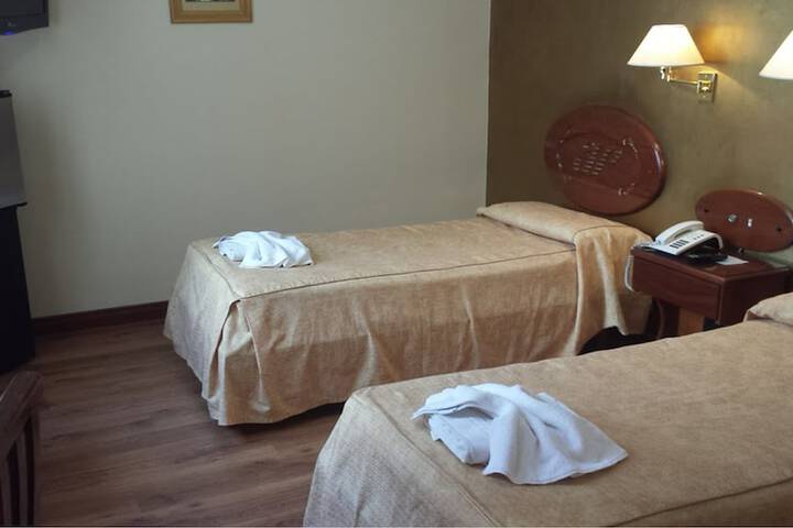 Room 8 of 29