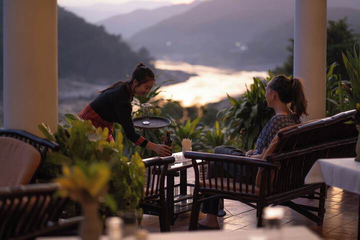 Dining 49 of 82