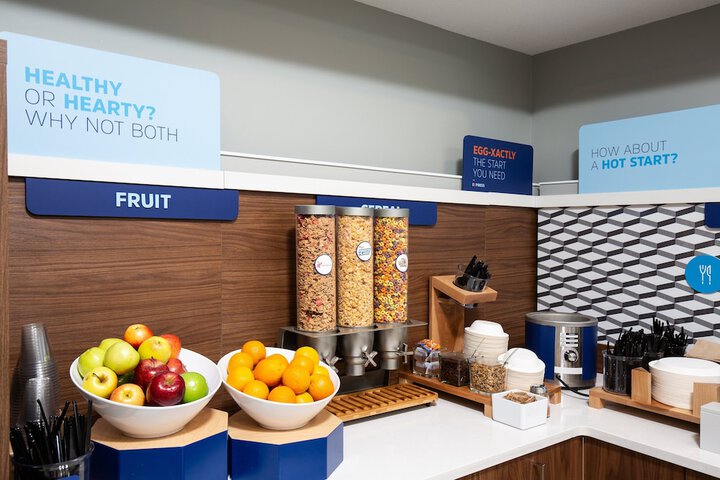 Breakfast/Coffee Service 28 of 38