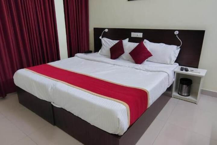 Room 6 of 27
